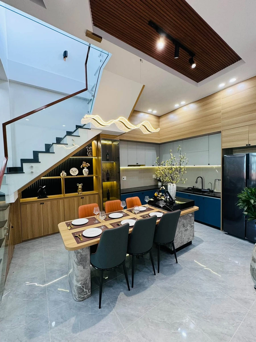 Bán nhà 3PN 100m² đường Nguyễn Thiếp Quận 1 - Ảnh thu nhỏ 4
