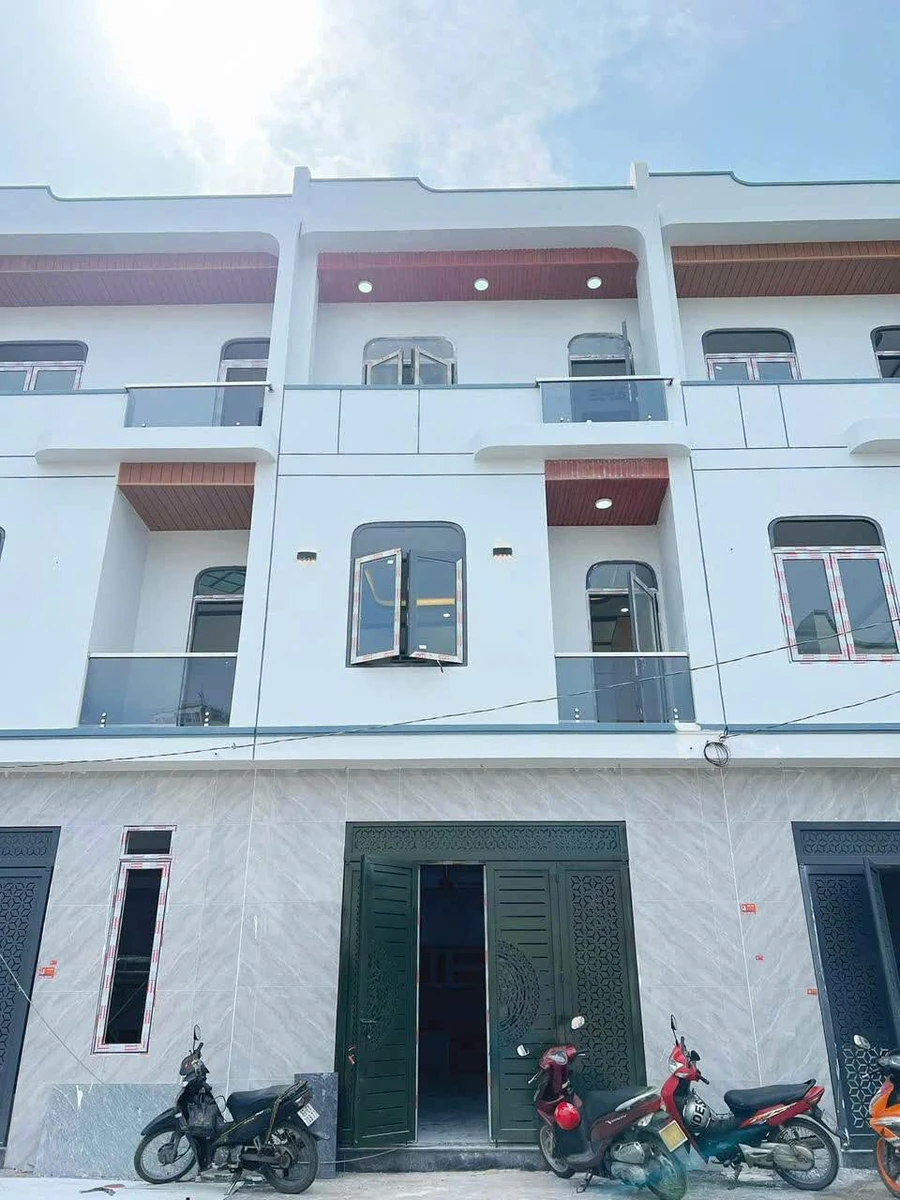 Bán nhà 2 lầu 180m² sát Bệnh viện Đồng Nai, Tam Hiệp - Ảnh thu nhỏ 2
