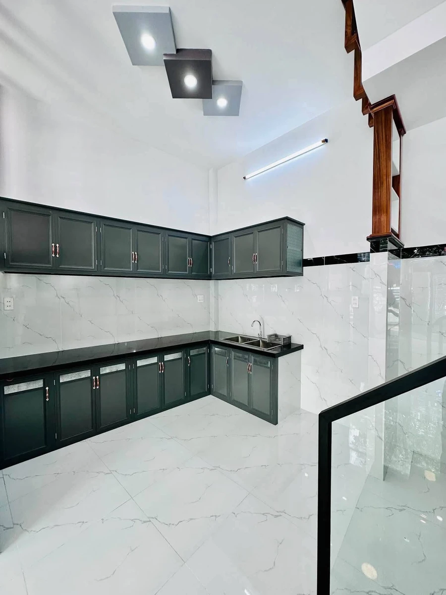 Bán nhà 3 tầng hẻm ô tô 150m² Quy Nhơn, 3.8 tỷ - Ảnh thu nhỏ 3