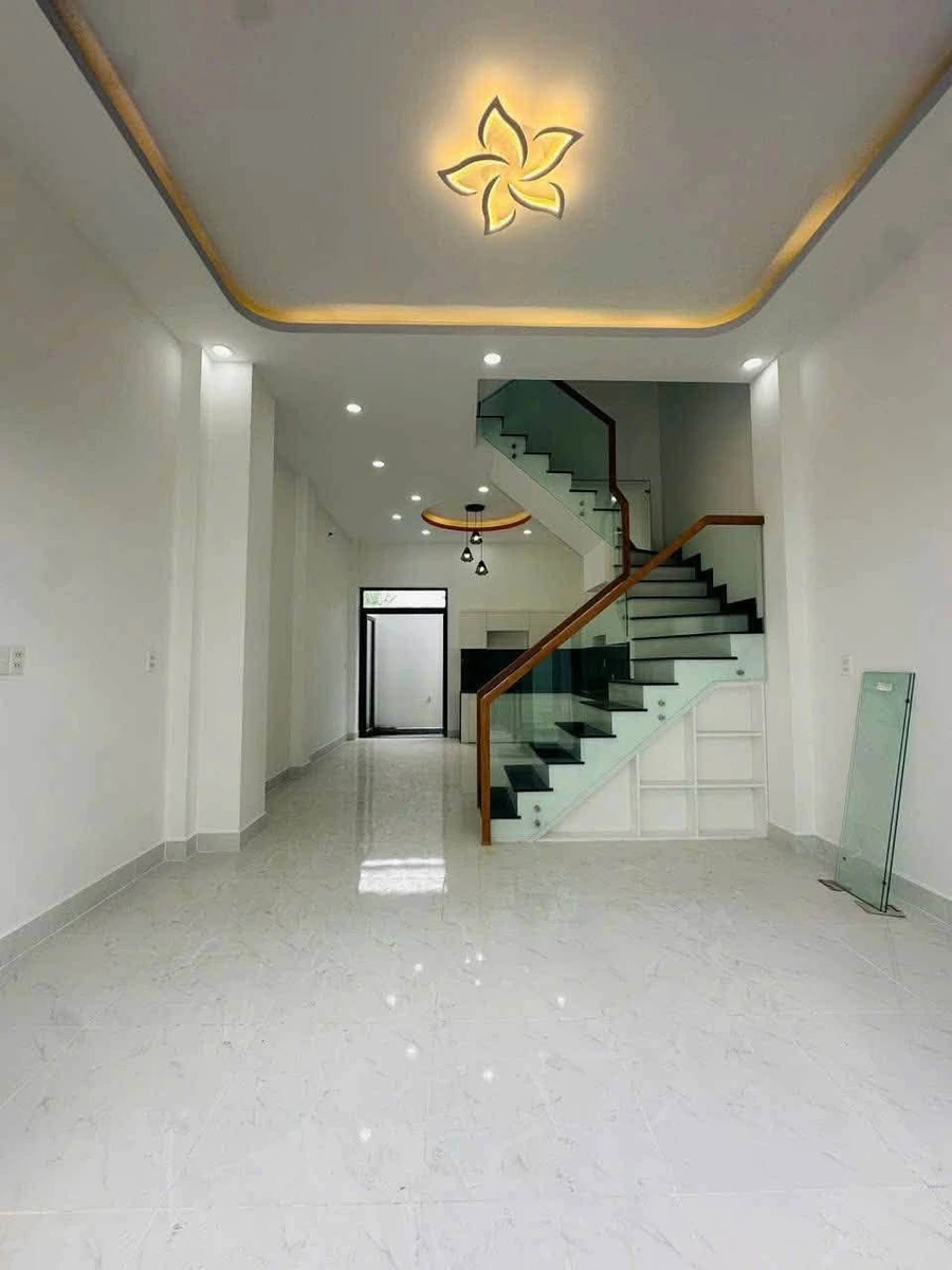 Bán nhà 3 tầng 104m2 Q9, giá 4 tỷ 499 - Ảnh thu nhỏ 3