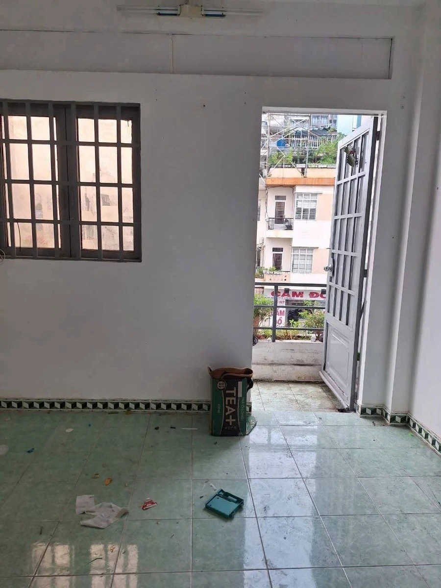 Cho thuê nhà mặt tiền Nguyễn Văn Cừ Q5, 20m², 10.5tr/tháng - Ảnh thu nhỏ 2