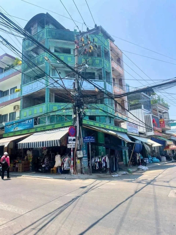 Bán nhà phố lô góc 3 mặt kinh doanh Nha Trang 7,9 tỷ