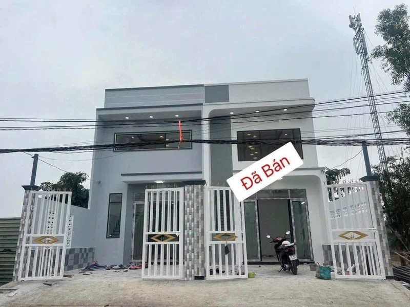 Bán nhà 1 trệt 1 lửng 100m² Bến Lức, Tây Ninh, giá 1 tỷ 900
