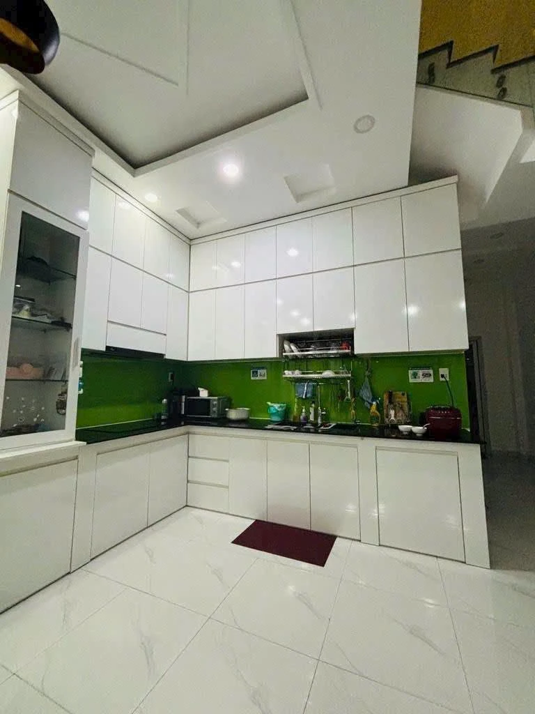 Bán nhà 3 tầng 100m² gần bến xe quận 8, 5 tỷ 730 triệu - Ảnh thu nhỏ 4