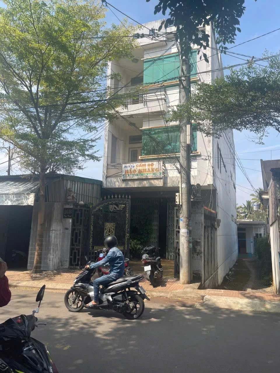 Bán nhà mặt tiền Tuệ Tĩnh Buôn Ma Thuột 125m² 6 phòng - Ảnh 1
