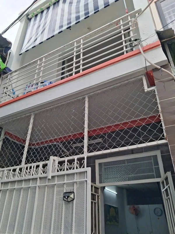 Bán nhà 1 trệt 1 lầu 2PN Hẻm Đồng Nai Nha Trang 36m² 2.1 tỷ