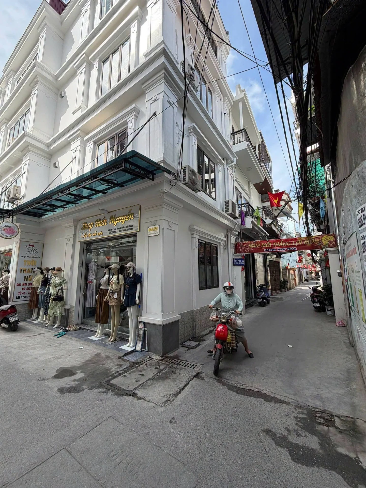 Bán nhà mặt ngõ 261 Trần Nguyên Hãn 35m² Quận 1 - Ảnh 1