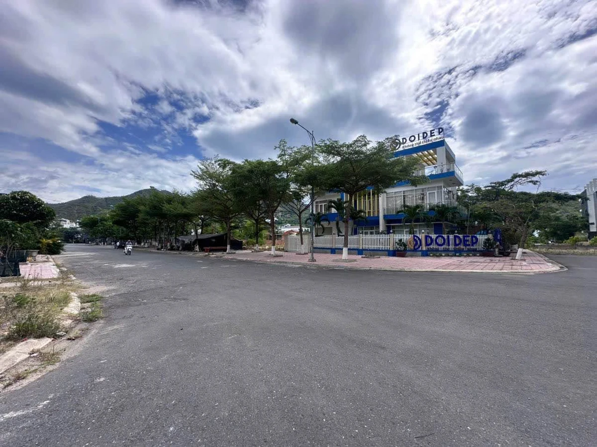 Bán đất lô VIP góc 2 mặt tiền Tế Hạnh Nha Trang 303.9m2 - Ảnh thu nhỏ 5