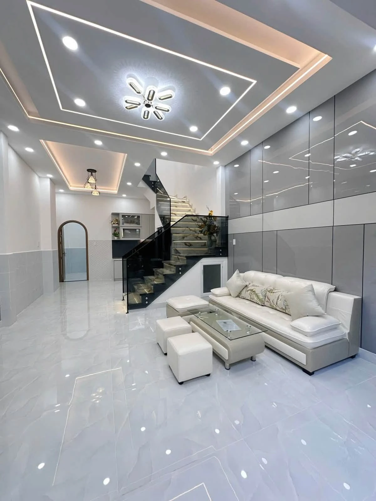 Bán nhà phố 54m² 3PN Tên Lửa Bình Tân 5.37 tỷ - Ảnh 1