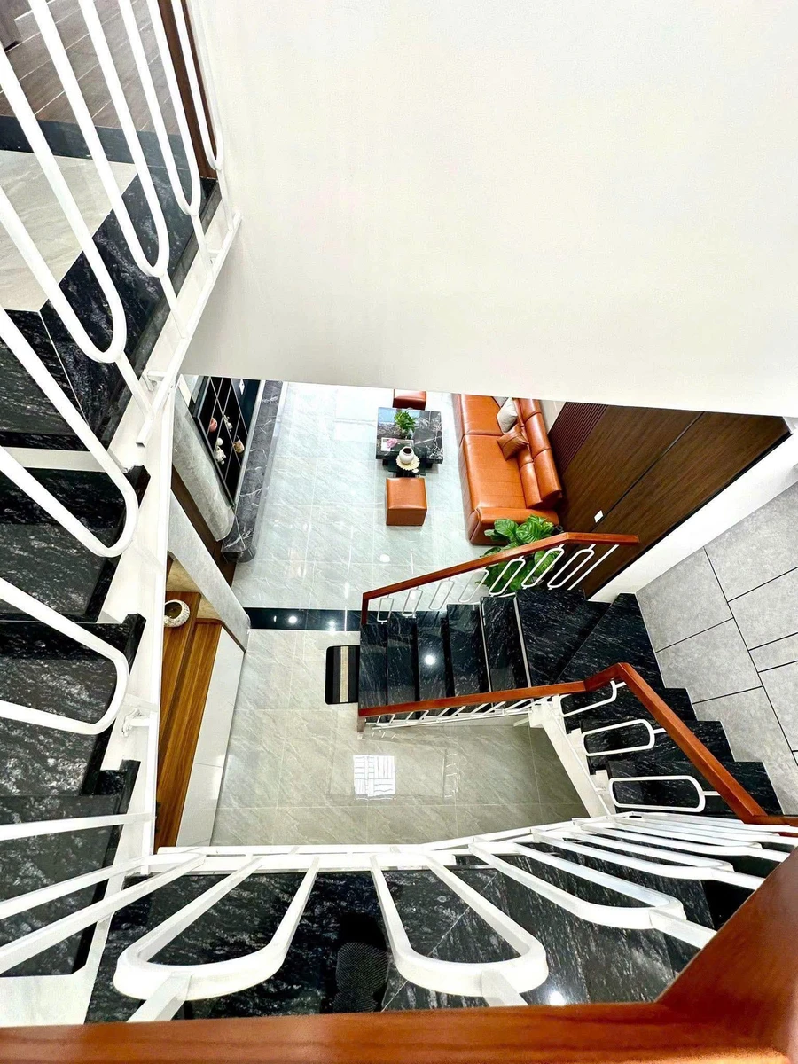 Bán nhà Thủ Đức 100m², 3PN Long Bình 4.48 tỷ - Ảnh thu nhỏ 4