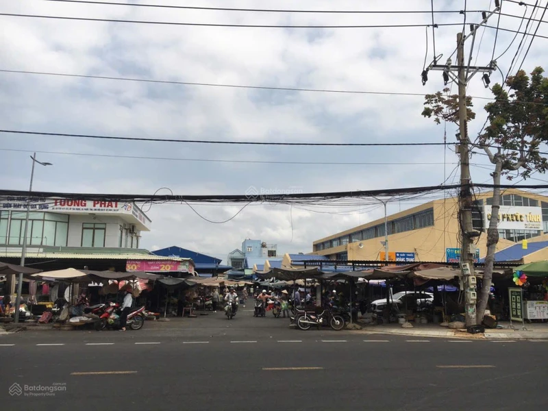 Vị trí: Đất Cảng Mới Phước Tỉnh, chỉ cách biển khoảng 200m