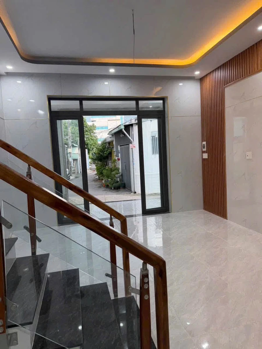 Bán nhà 1 trệt 1 lầu 60m2, 3PN, đường ô tô, phường Trấn Biên (Quang Vinh cũ), Đồng Nai - Ảnh thu nhỏ 3