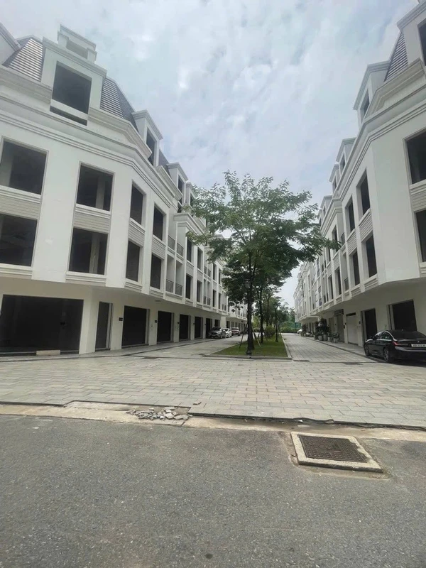 Biệt thự liền kề Hinode Royal Park 90m² 5 tầng Hoài Đức bán 14 tỷ