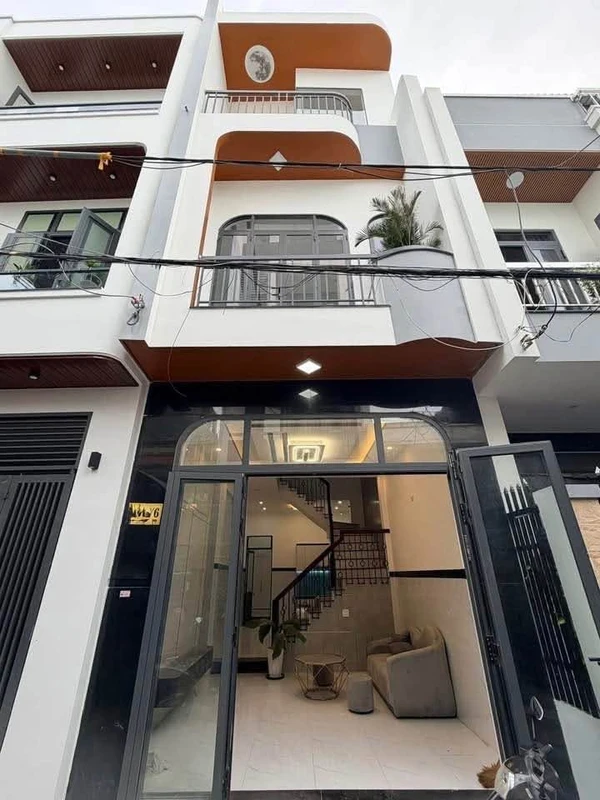 Bán nhà hẻm 3 tầng 46,7m2 đường Hoàng Văn Thụ, Quy Nhơn