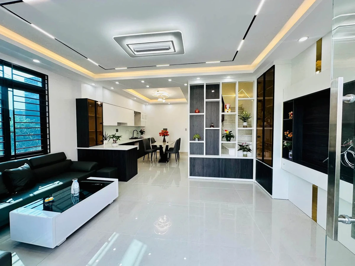 Nhà 3 tầng Bạch Mai 42m² 3PN giá 2,65 tỷ - Ảnh thu nhỏ 2