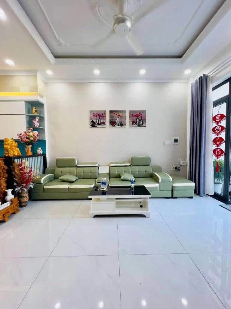 Bán nhà 3 tầng 95.9m² Phạm Ngọc Thạch Thủ Dầu Một - Ảnh thu nhỏ 3