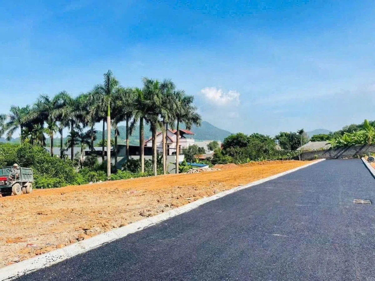 Bán đất Hoà Sơn 217m2, mặt tiền 13m, 2 tỷ - Ảnh thu nhỏ 2
