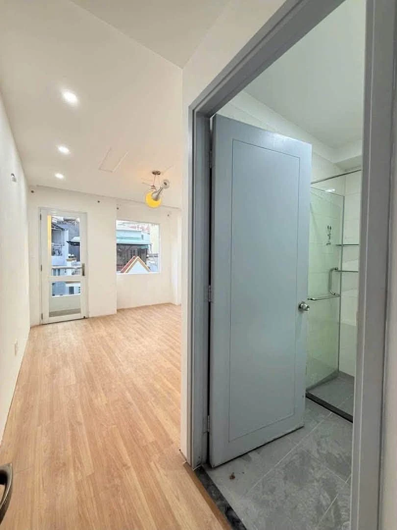 Bán nhà phố 45m² 4 phòng ngủ Huỳnh Văn Bánh 9,9 tỷ - Ảnh thu nhỏ 4