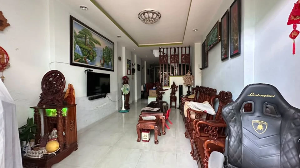 Bán nhà 3 tầng 170m² Nha Trang gần biển - Ảnh thu nhỏ 4