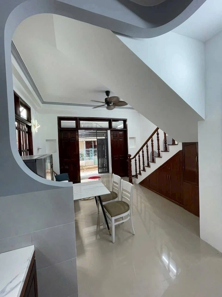 Bán nhà 1 trệt 1 lầu 35m2 đầy đủ nội thất, Phường Phú Thủy, Phan Thiết - Ảnh thu nhỏ 3