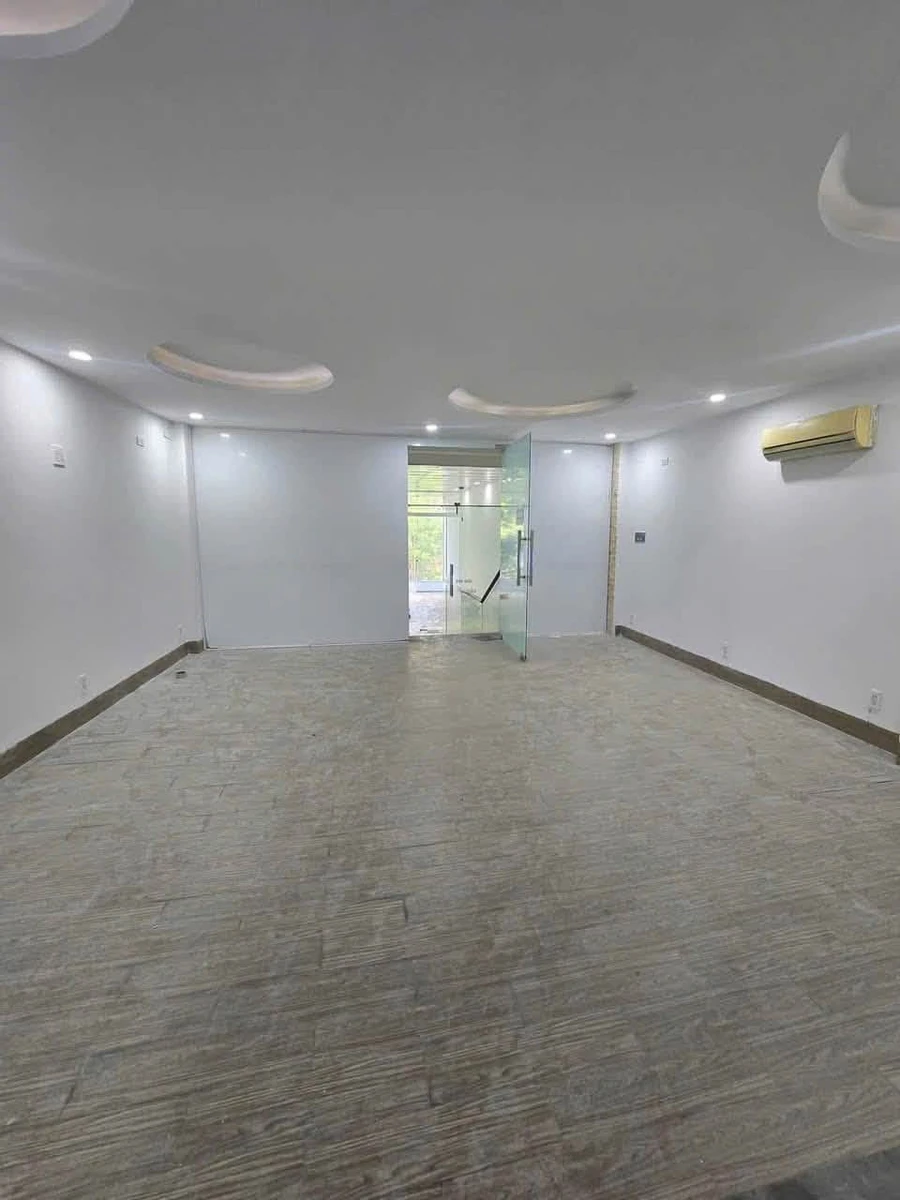Cho thuê nhà mặt tiền Lý Thái Tổ, Quy Nhơn 100m2, 17tr/tháng - Ảnh thu nhỏ 5
