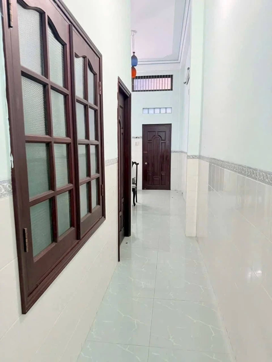 Bán nhà 3 tầng 110m² đường 2 Tháng 4, Nha Trang - Ảnh thu nhỏ 3