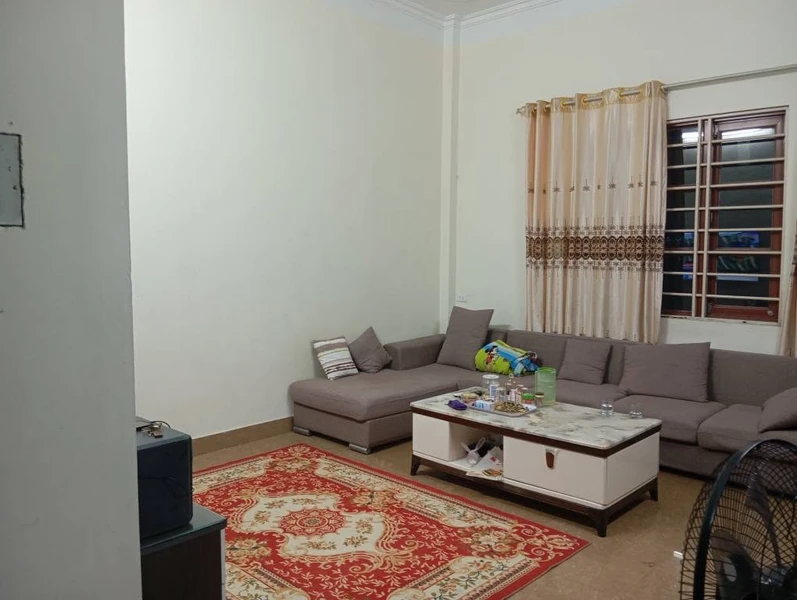 Bán nhà 3 tầng 90m2 mặt tiền Cao Xanh 3 tỷ