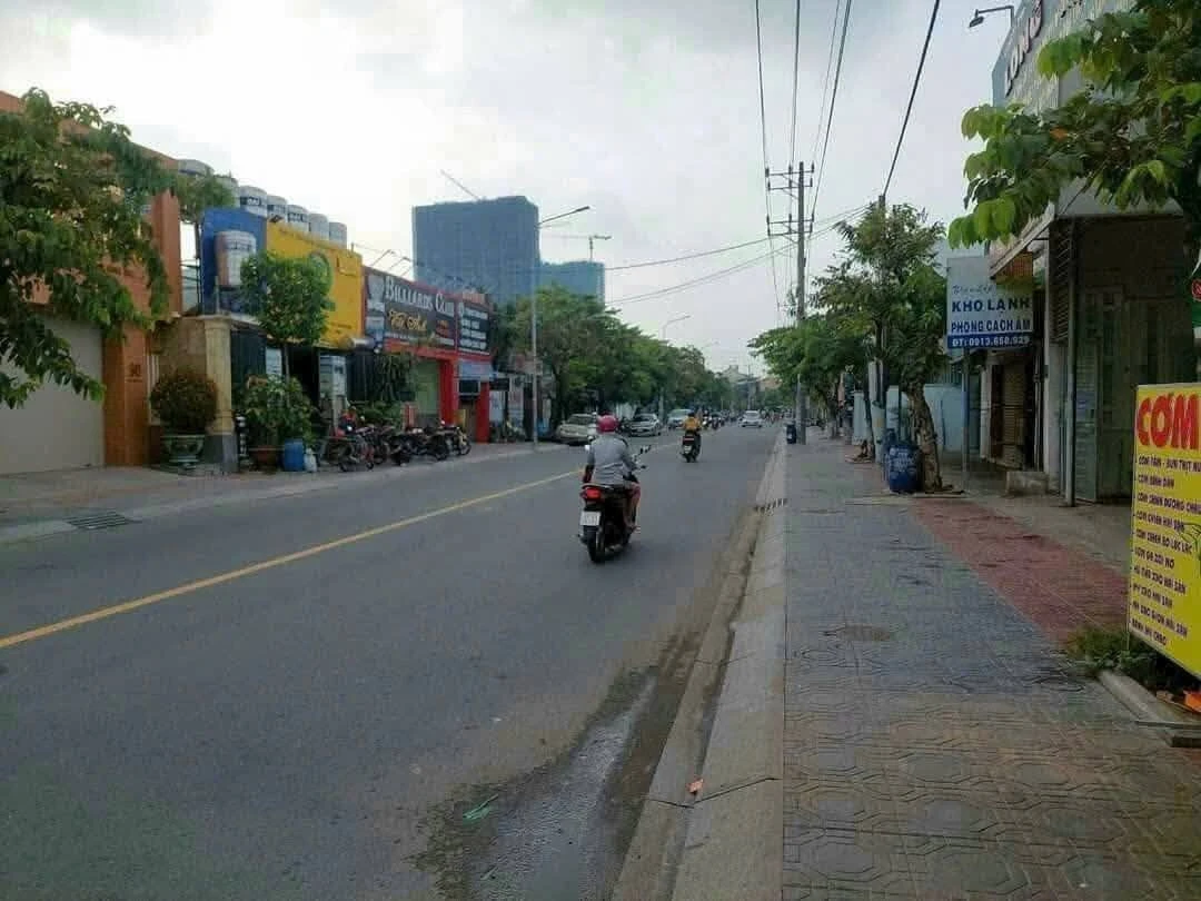 Bán lô đất mặt tiền Trần Hưng Đạo Dĩ An 1816m2, 64 tỷ - Ảnh thu nhỏ 3