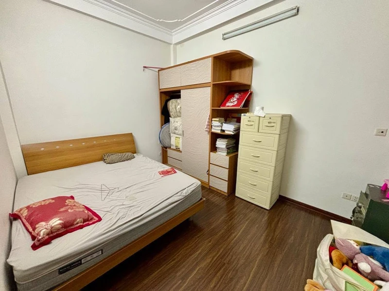 Bán nhà phố 60m2 6 tầng 6PN Trần Quốc Hoàn, Cầu Giấy