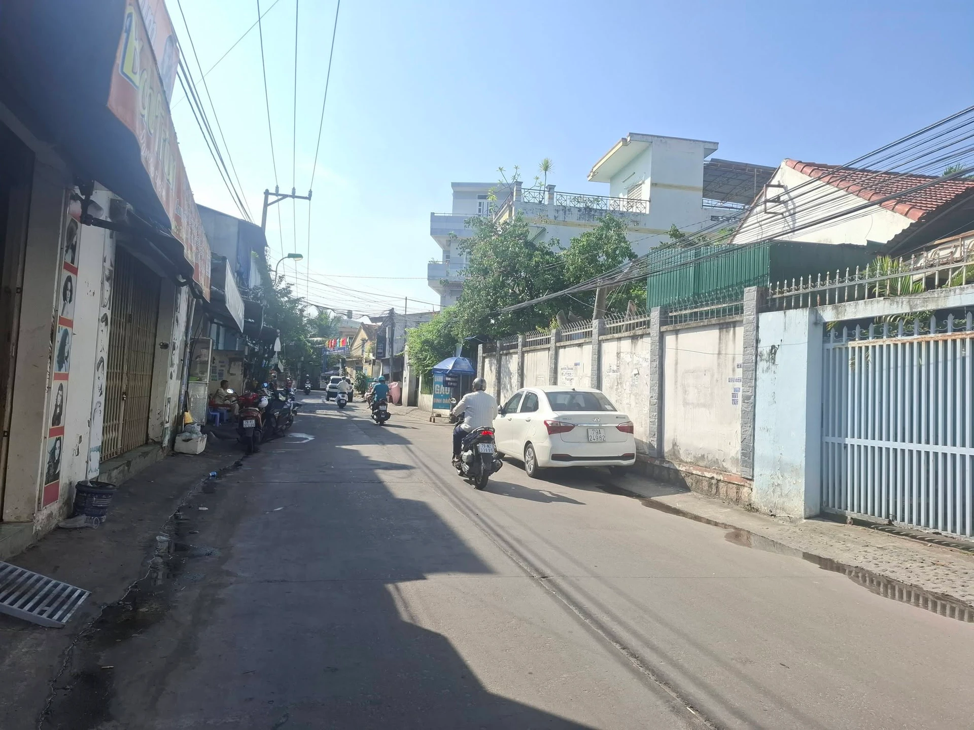 Bán nhà mặt tiền đường Ngô Đến 158m2, 1 trệt 2 lầu 3PN, Vĩnh Phước, Nha Trang - Ảnh 1