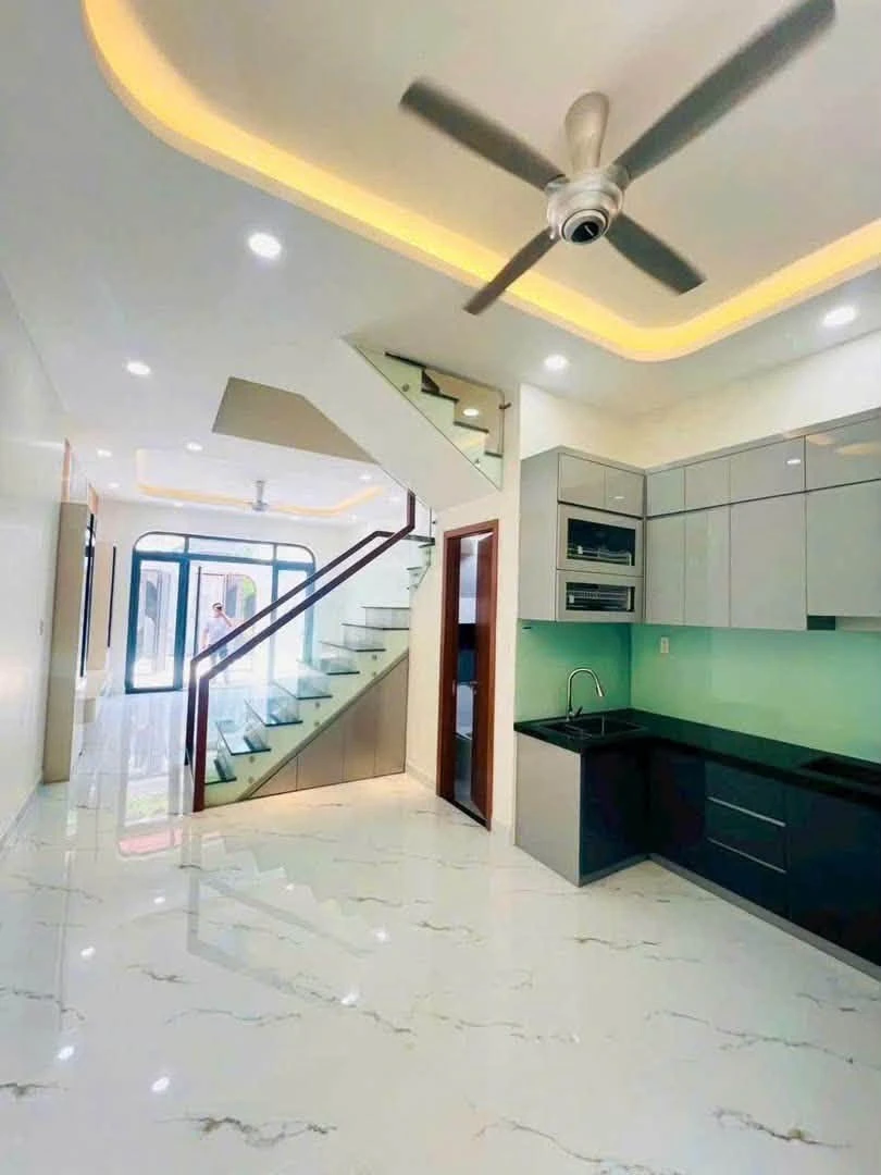 Bán nhà 3 tầng 4PN 150m2 Long Bình, Quận 9 - 4.999 tỷ - Ảnh thu nhỏ 2