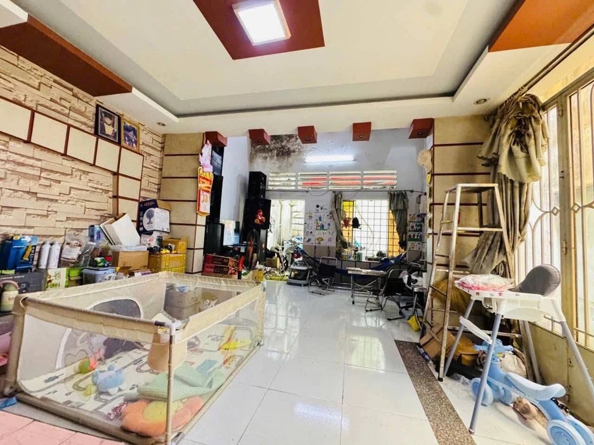 Bán nhà 70m2, 4 phòng ngủ, hẻm xe hơi thông Nguyễn Sơn - Thoại Ngọc Hầu, Tân Phú - Ảnh thu nhỏ 4