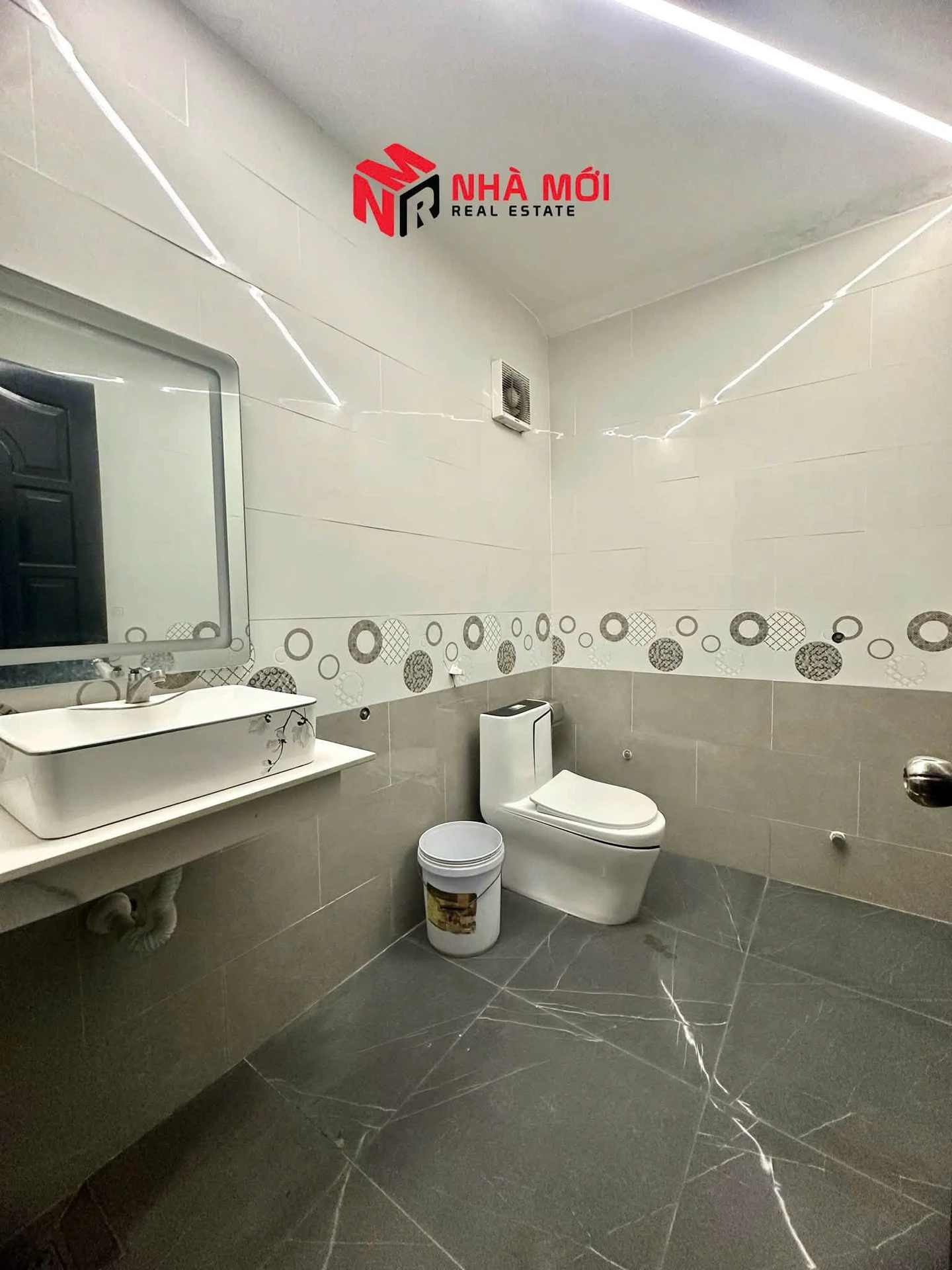 Cho thuê tòa nhà 1 trệt 3 lầu 750m², Bạc Liêu, Cà Mau - Ảnh 1