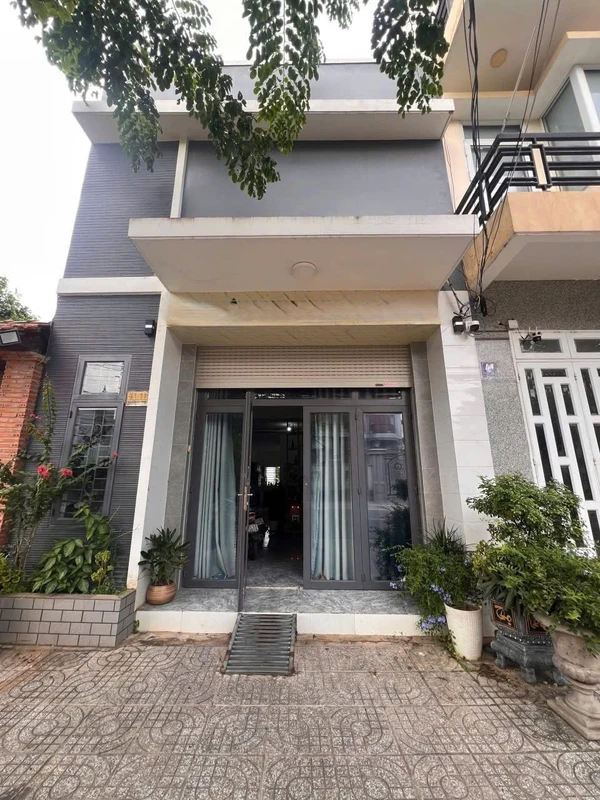 Bán nhà 1 trệt 1 lầu 79m2 Bà Rịa, 5 tỷ