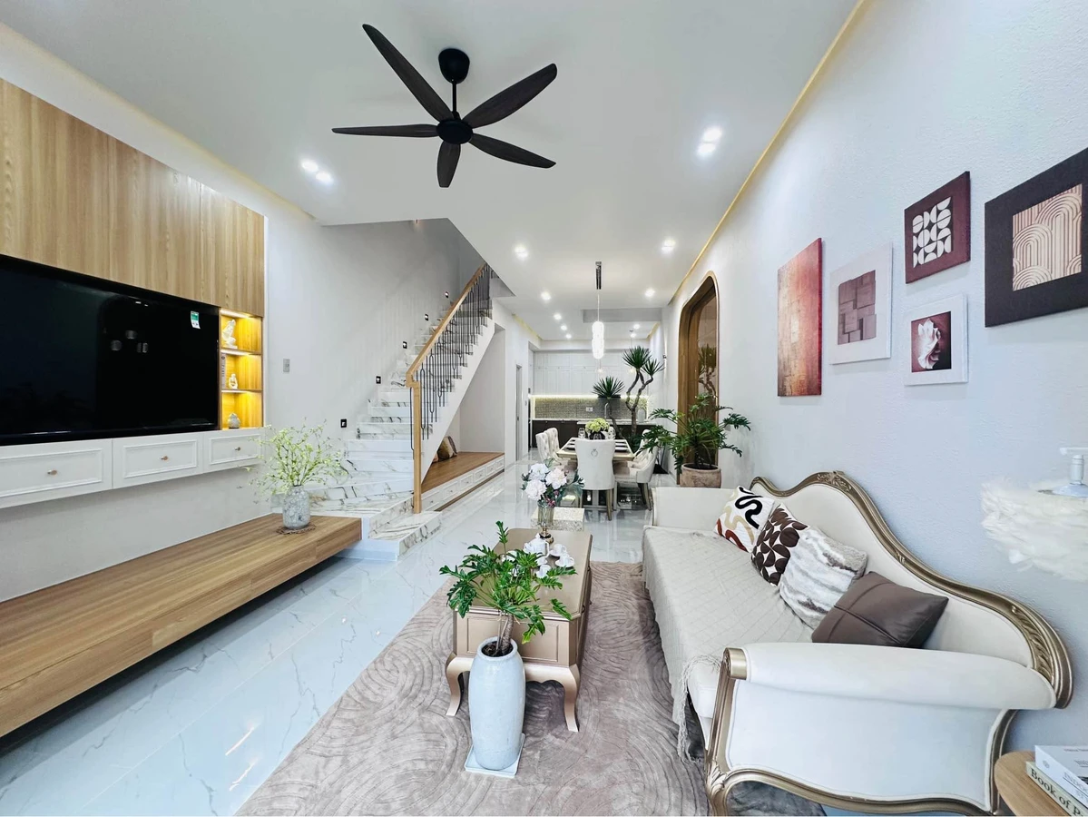 Bán nhà mặt tiền Xuân Diệu 256m2, 3 phòng ngủ, 8 tỷ 390 triệu - Ảnh thu nhỏ 3