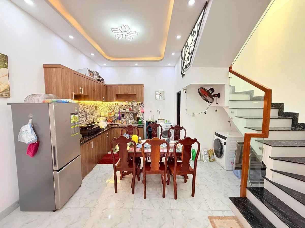 Bán nhà Vũng Tàu 2PN 56m2 gần công viên Bãi Trước 4,5 tỷ - Ảnh thu nhỏ 4