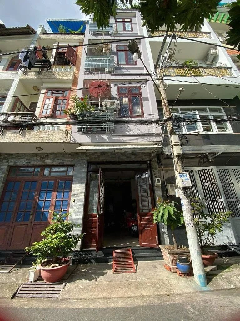 Bán mặt tiền kinh doanh 62m2 Nguyễn Giản Thanh Quận 10 - Ảnh 1