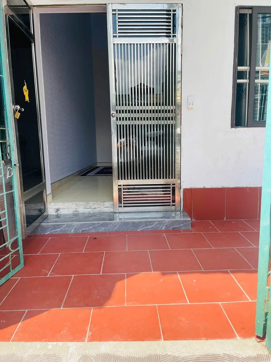 Bán nhà cấp 4 2 phòng ngủ hơn 50m2 ngõ Mường Than Q.12 - Ảnh 1