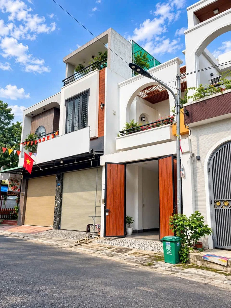 Bán nhà mặt tiền 1 trệt 1 lầu 3PN tại Tân Phong, Quận 9 - Ảnh thu nhỏ 2