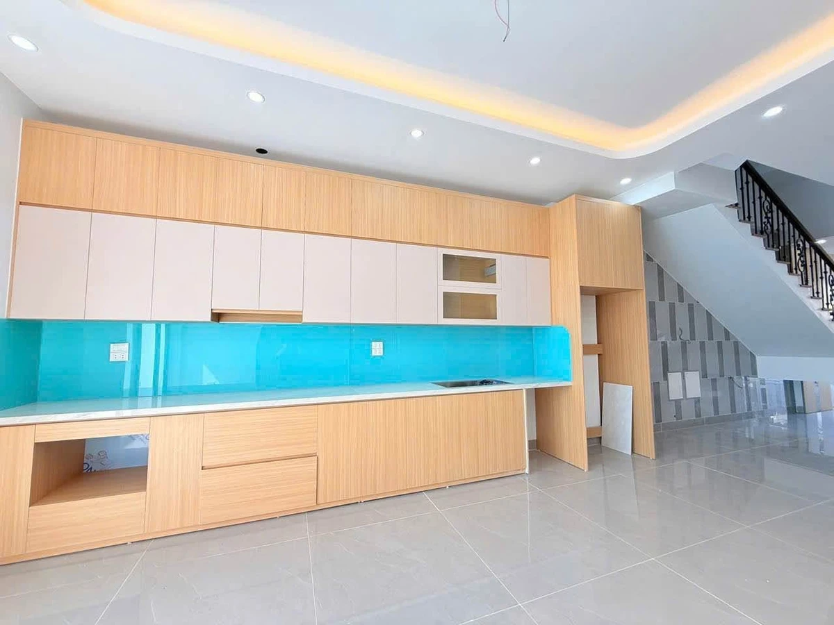 Bán nhà 3 tầng 115m² Phù Lưu 1, Quảng Thắng - Ảnh thu nhỏ 4