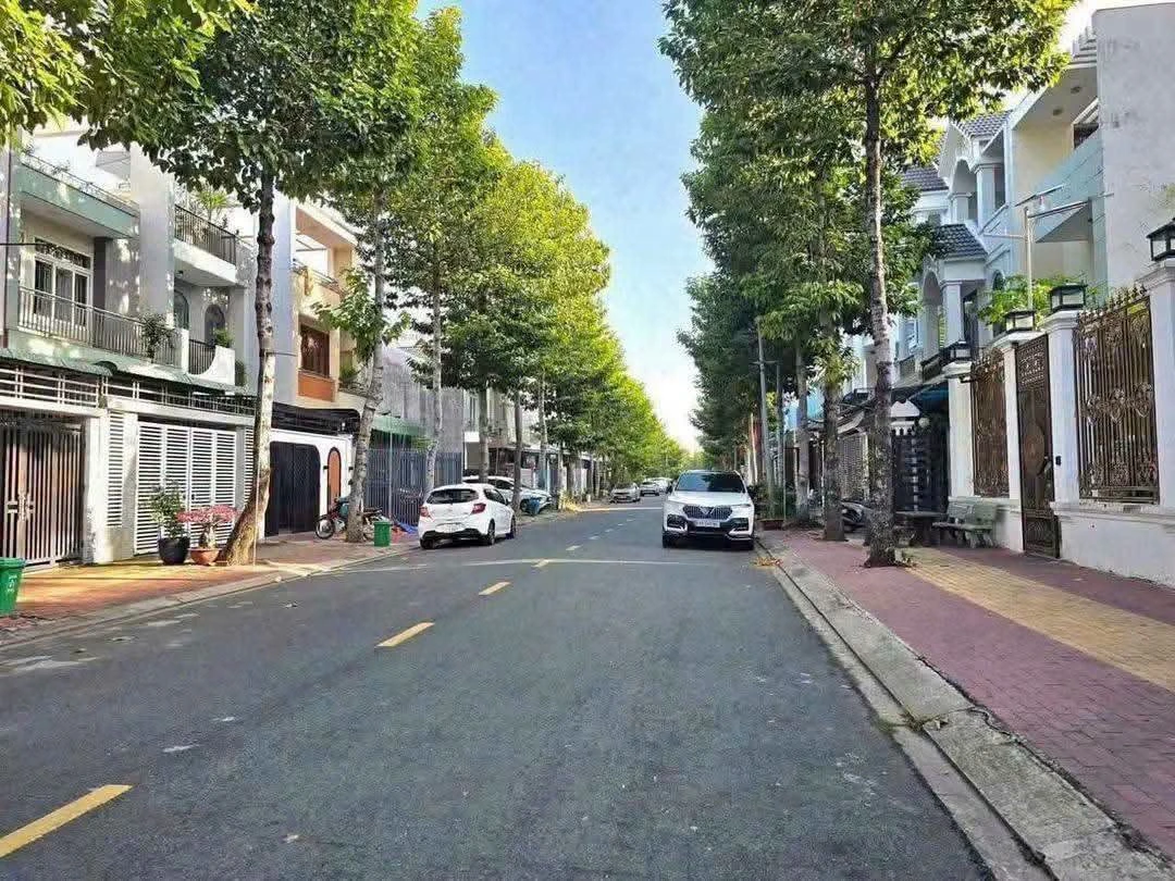 Bán nhà 3 tầng 100m2 KDC Hiệp Thành 3, Bình Dương - 6 tỷ - Ảnh 1