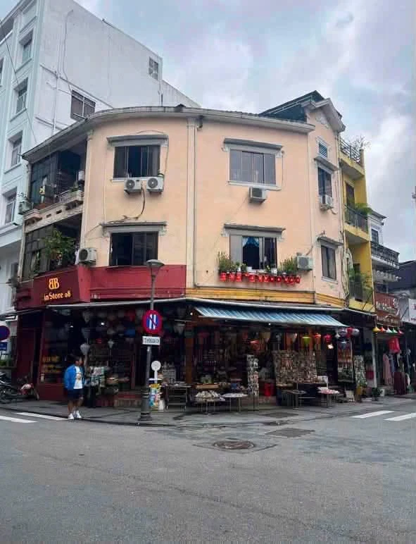 Bán nhà 3 tầng 2 mặt tiền Võ Thị Sáu, 76 m2, Huế - Ảnh 1