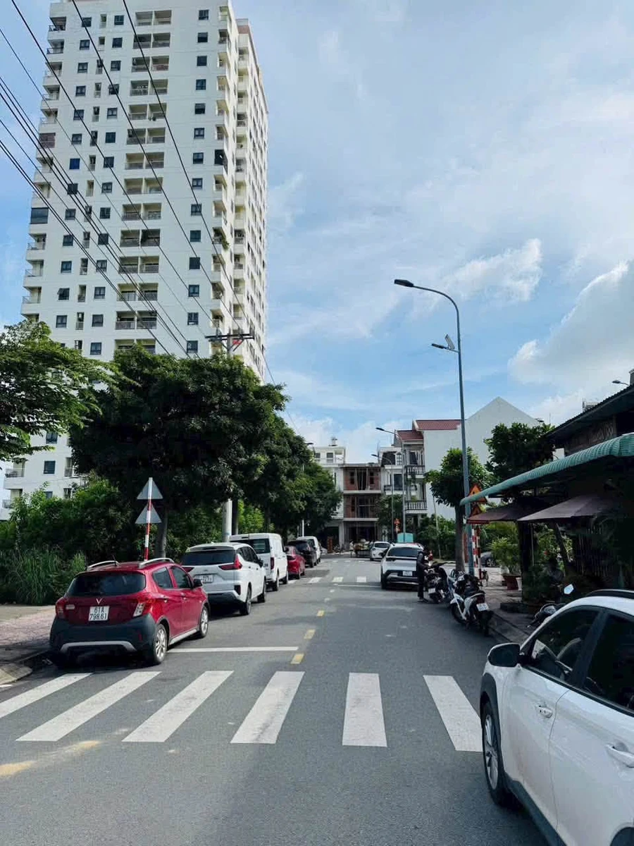 Bán đất 60m2 full thổ cư KDC Phúc Đạt Dĩ An 3 tỷ 99 - Ảnh thu nhỏ 4