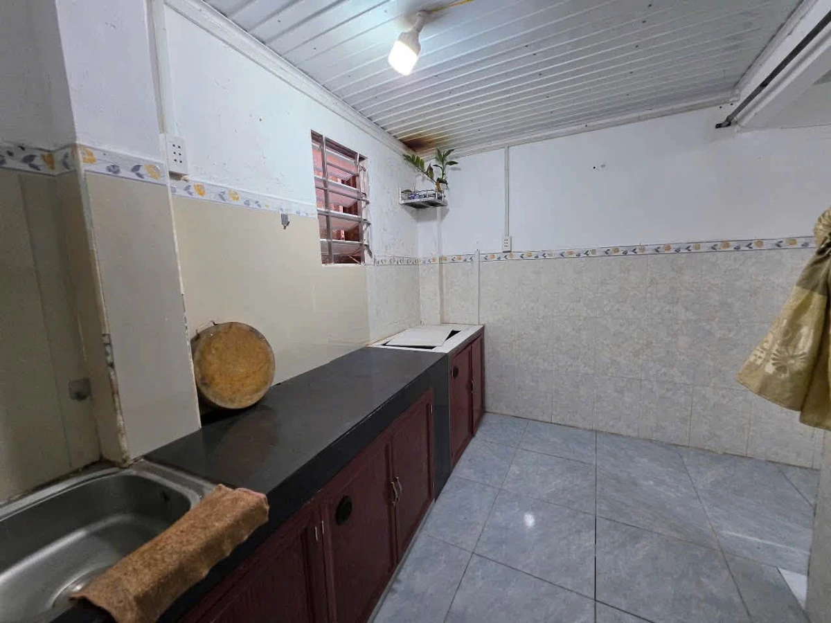 Bán nhà Bình Nhâm 50m² 2 phòng ngủ 2 WC giá 2 tỷ 150 - Ảnh thu nhỏ 3