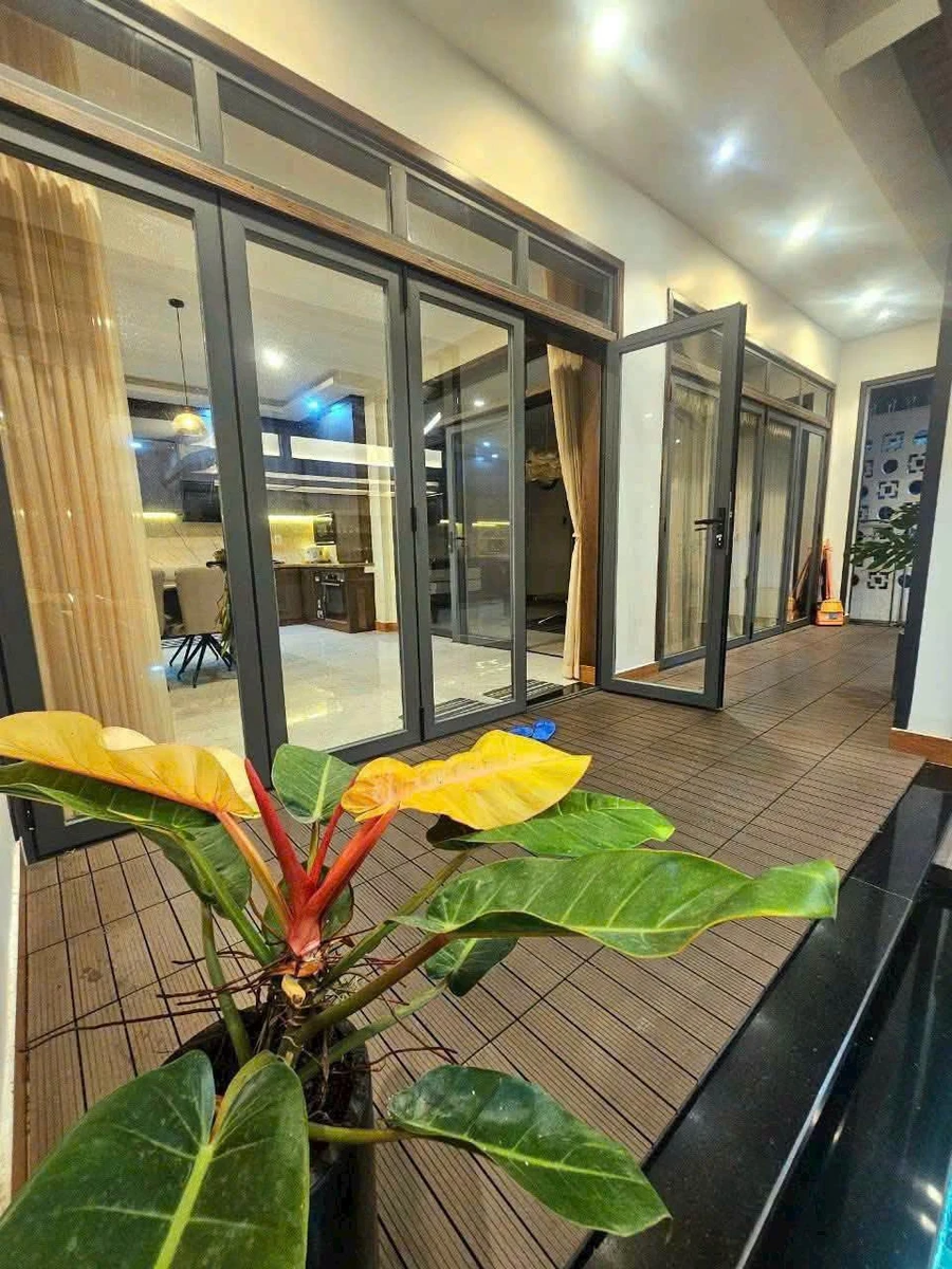 Bán nhà lầu 2 mặt tiền gần biển Phan Thiết 225m2 - Ảnh thu nhỏ 4