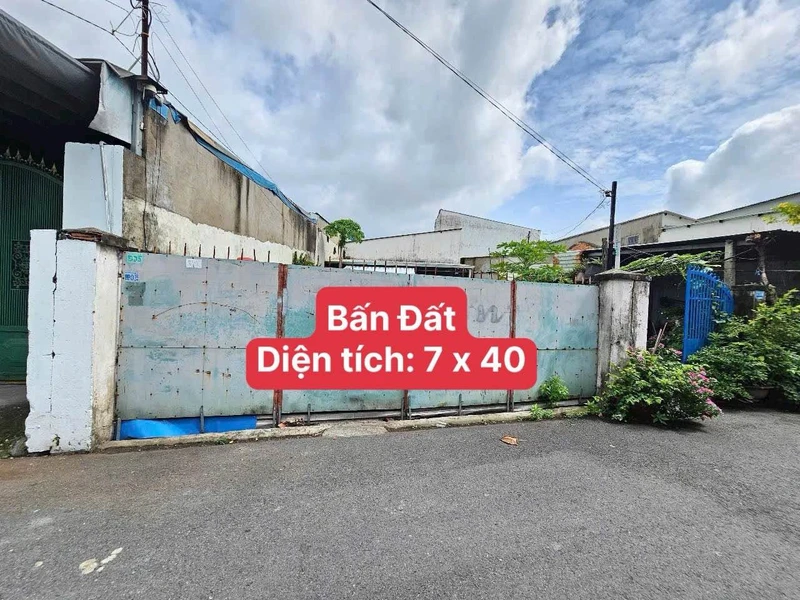 Bán đất hẻm ô tô 271m² Dĩ An 10,5 tỷ