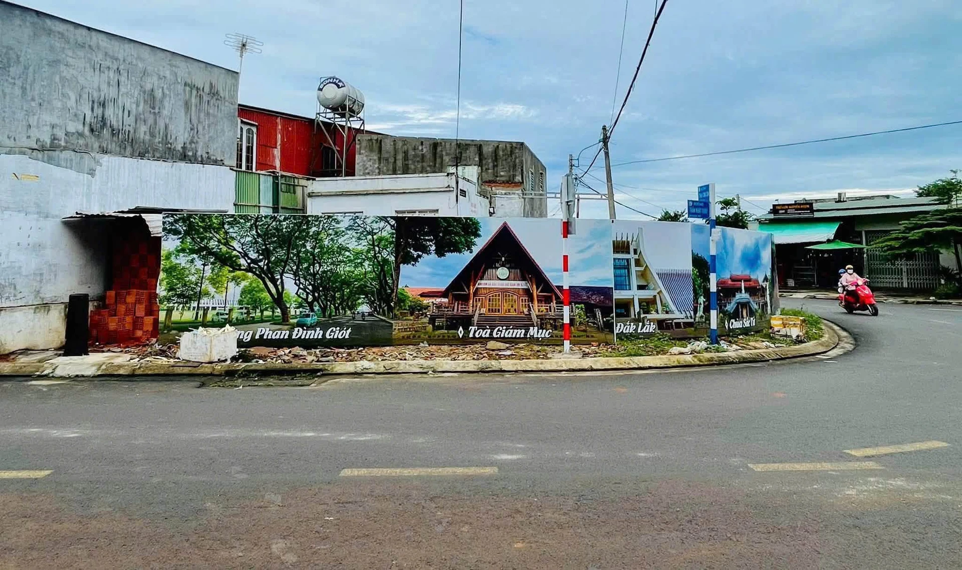 Bán đất góc 2 mặt tiền 210m² Buôn Ma Thuột, Đắk Lắk - Ảnh 1