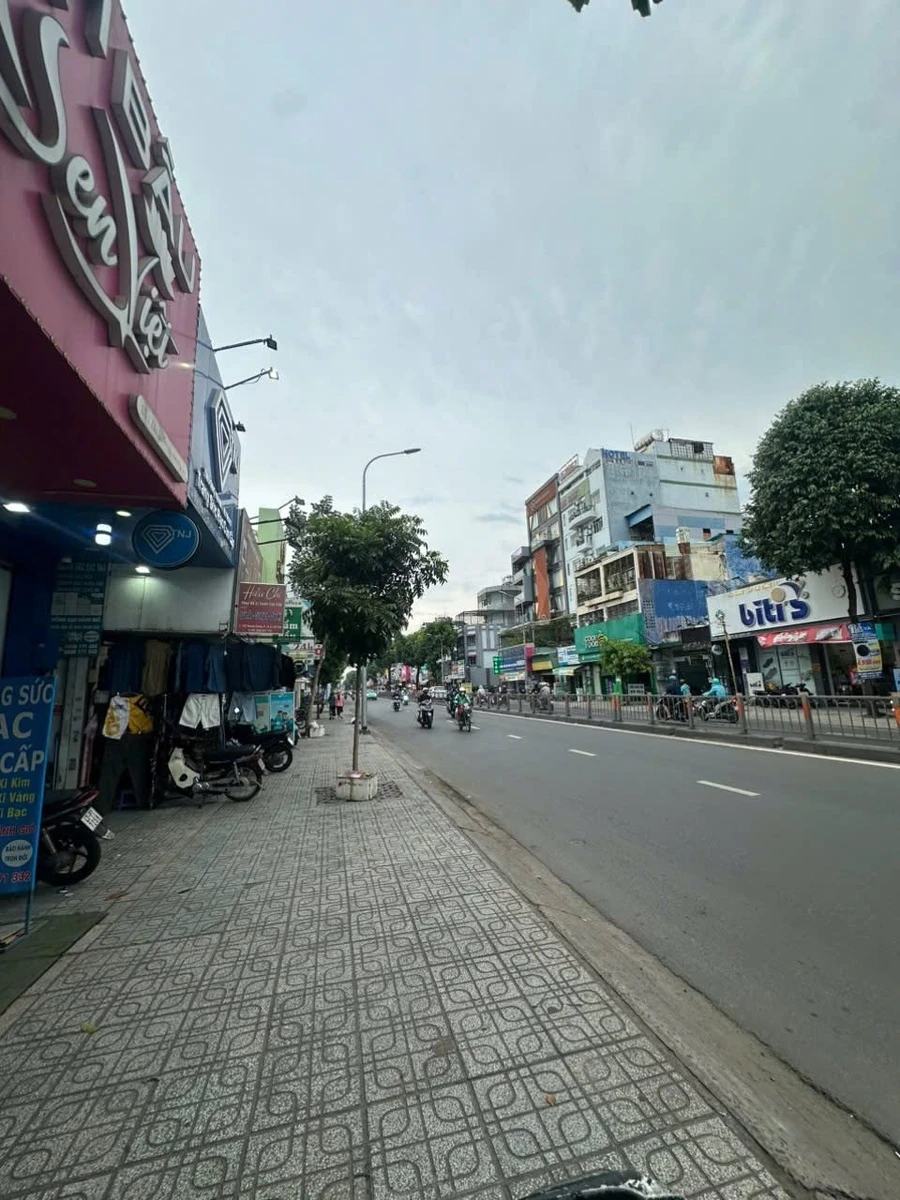 Bán shophouse 41m² mặt tiền Quang Trung, Gò Vấp, giá 5 tỷ - Ảnh thu nhỏ 3