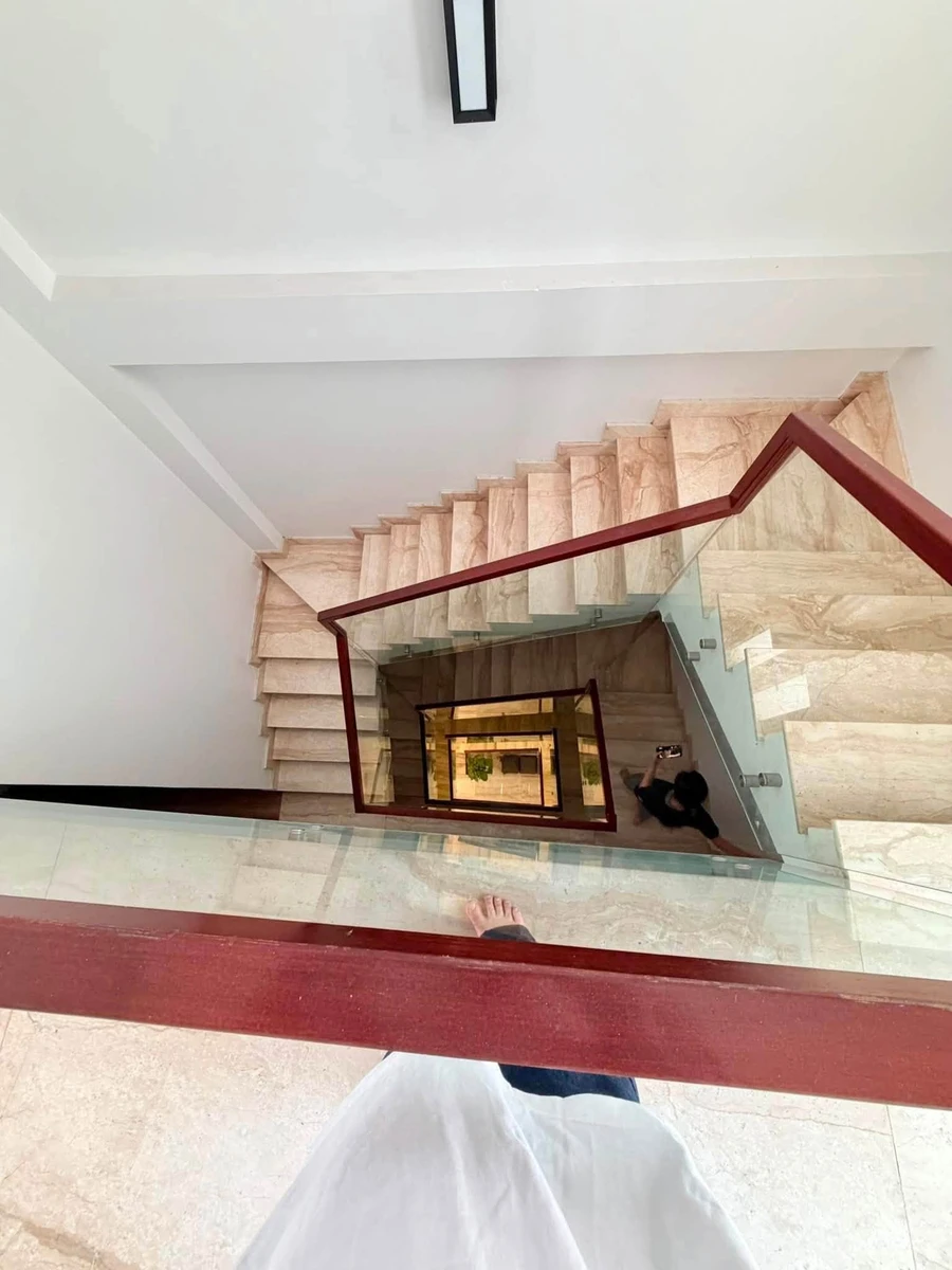 Bán nhà mặt tiền Nguyễn Đình Chiểu Quận 3, 73m2, 5 tầng, 7 phòng ngủ, giá 32 tỷ - Ảnh thu nhỏ 3