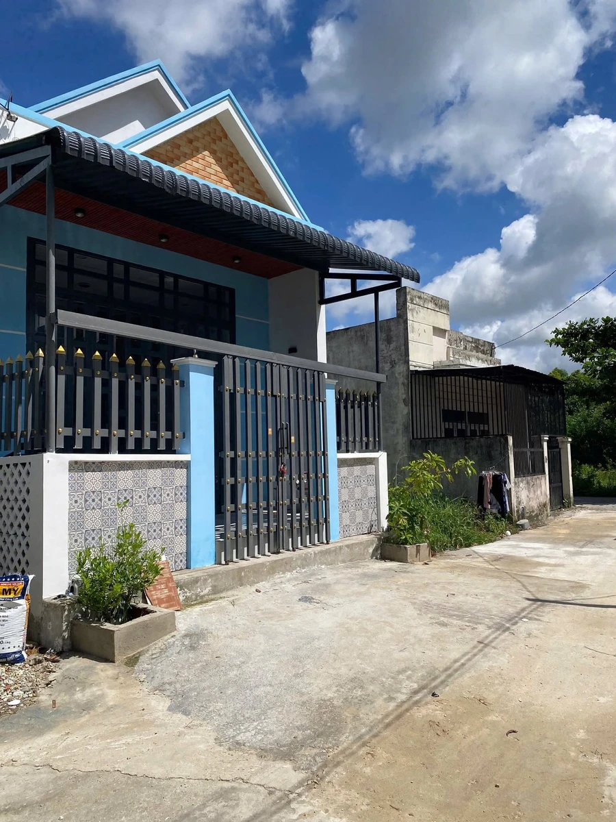 Bán nhà mặt tiền 5x20m 2PN gần UBND Mỹ Hạnh, Đức Hòa, giá 950 triệu - Ảnh thu nhỏ 2